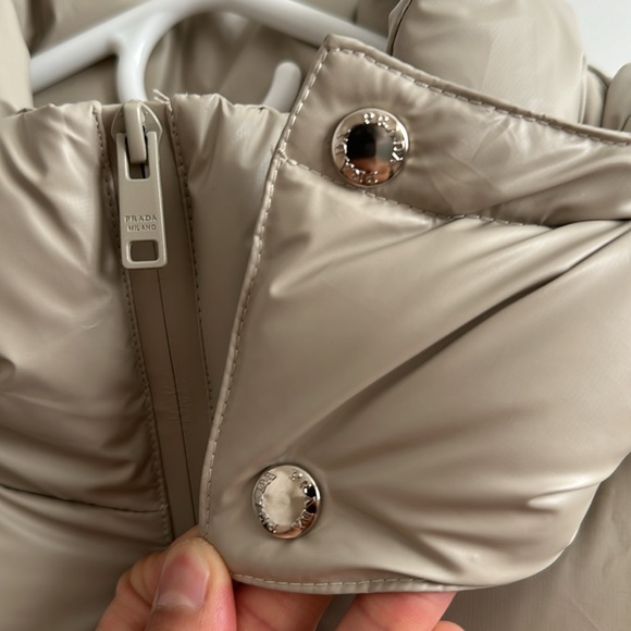 Prada puffer - Picture 3 of 9